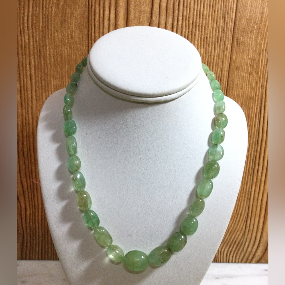 Vintage Nephrite Jade Necklace Hangs at 9"